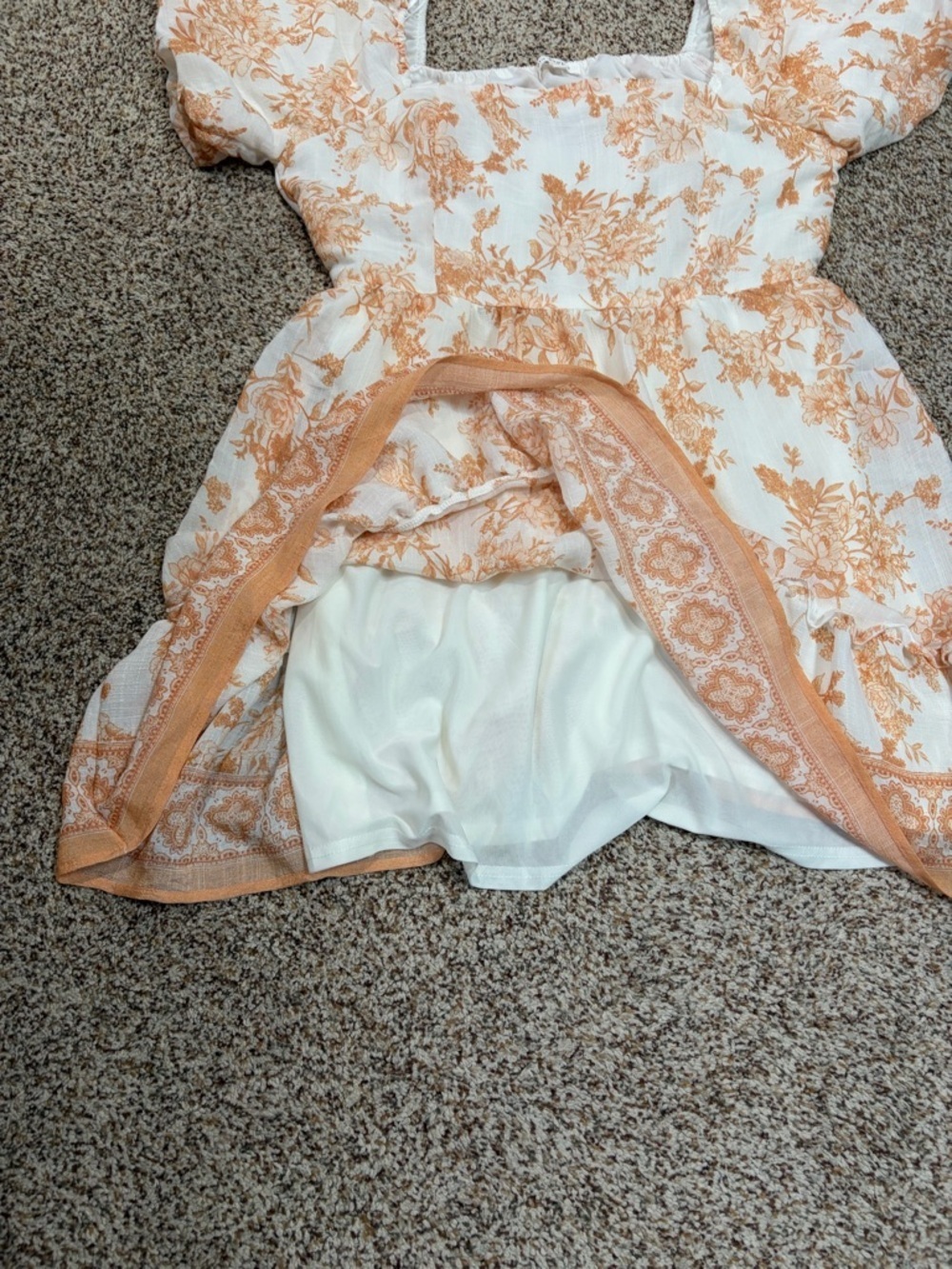 Blu Pepper Cream Floral Puff-Sleeve Mini Dress Size Large - Picture 8 of 10
